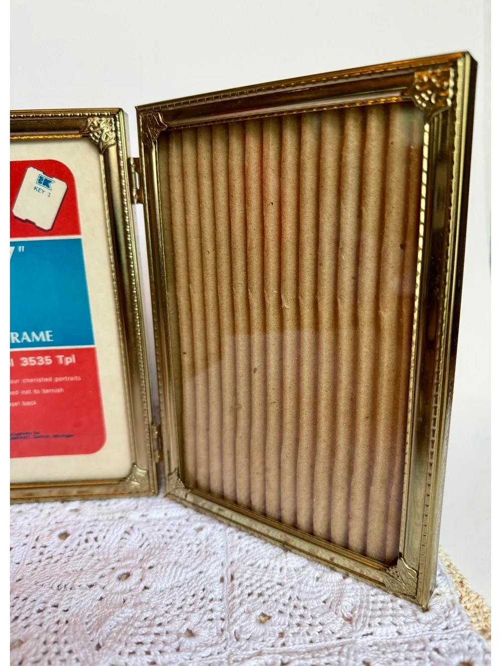 Vintage Kmart Gold Triple 5x7 Picture Frame Folding Ornate S.S. Kresge